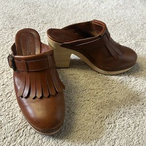 Madewell Kiltie Fringe Wooden and Leather Clogs Size 7.5